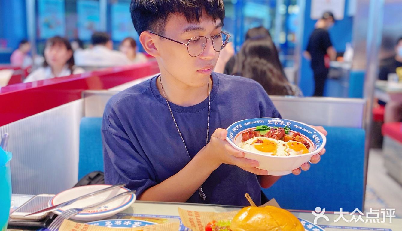 广州探店｜正宗港式茶餐厅💰人均40吃到撑‼️