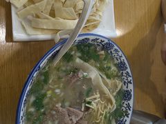 -八百里牛肉汤(盖饭·锅贴·万象城店)