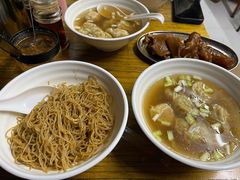 -小梁哥云吞面(黄贝岭店)