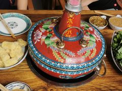 -毛辣果·贵州红酸汤牛肉火锅(西单店)