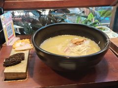 -银米·云南传统过桥米线(双廊黑金冠店)