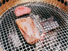 -铭牛烧肉·和牛海鲜自助(高新月牙湖店)