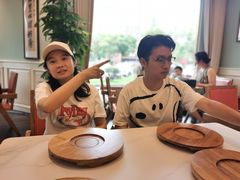 -新世界·过桥米线宴