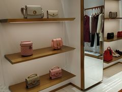 -王府井奥莱临潼小镇(临潼店)