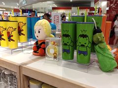 -名创优品(机场路百信广场店)