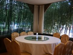 -静之湖湖畔餐厅