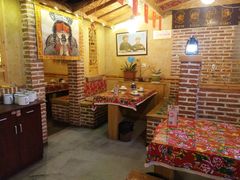 -闯关东东北农家菜(崂山石老人店)