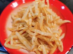 -丽丽三鲜螺蛳粉(田林路店)