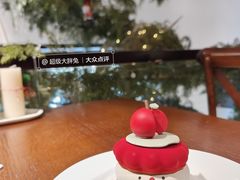 圣诞老人慕斯-Miss Q Family甜品·蛋糕·法甜咖啡