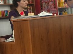 -丽虹云南过桥米线(兴工街店)