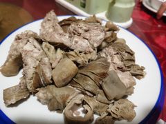 羊包脑-吕记清真美食城(永兴服装街店)
