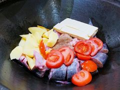 -老刘生态大鱼坊铁锅炖鱼(赛马场店)