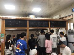等位区-梅溪·小伙子干挑面(安吉总店)