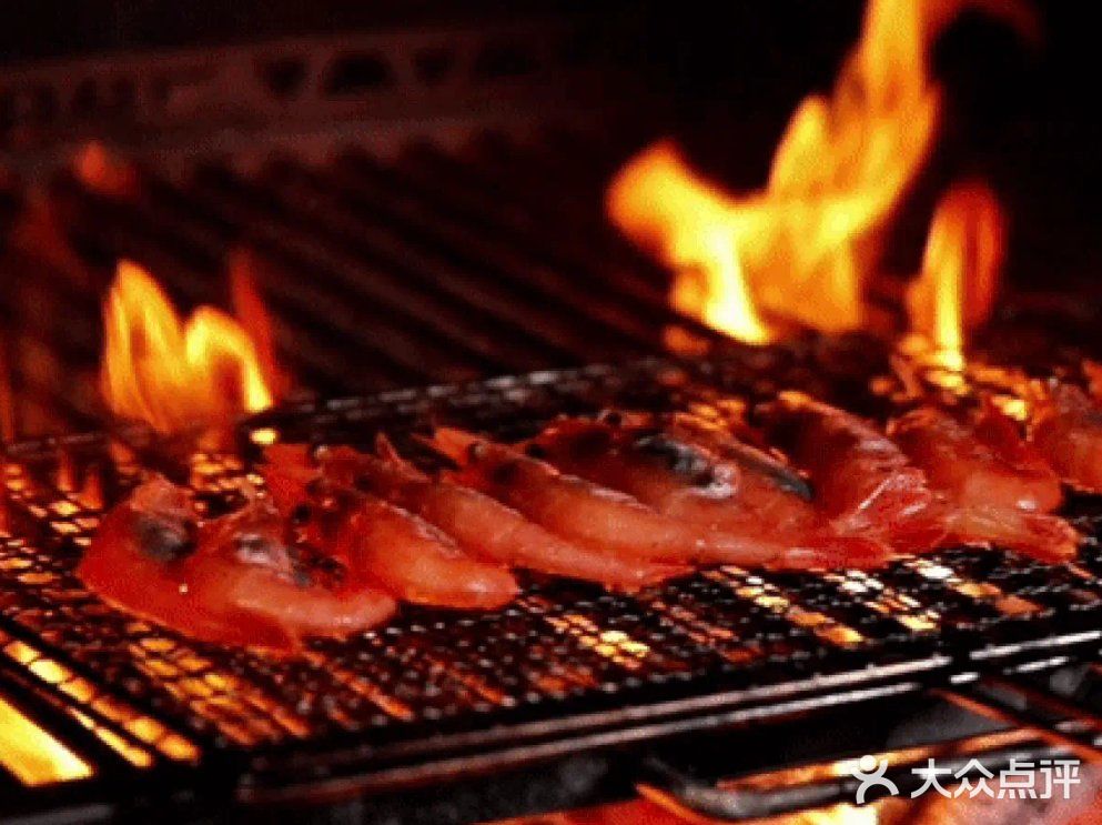 🍕拿波里窑炉披萨,薄脆饼底,浓郁芝士?