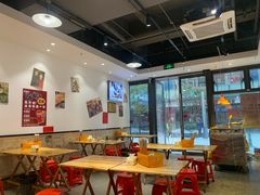 -柳州肥姨妈大骨螺蛳粉(曹路店)