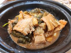 苦瓜焖三文鱼煲-寻味顺德·南记酒家·传统顺德菜·鱼生(广源路店)