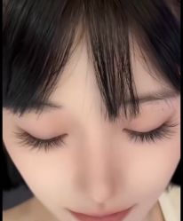 -睫毛弯弯·美甲美睫