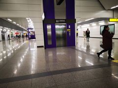 -红土地(地铁站)