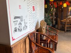 -头上红煨盐鸡·非遗院子餐厅