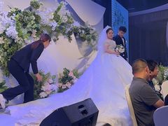 -泓历皇朝酒店(东亭店)