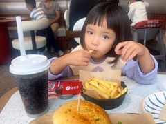 -必胜客(新辰里酒仙桥店)