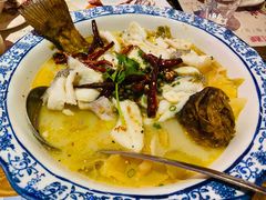 招牌酸菜鱼-胡桃里音乐酒馆(白云五号T5 MALL店)