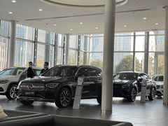 -杭州中升之星奔驰4S店(滨江店)