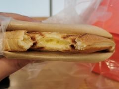 榴莲爆浆吐司-司乎·日式鲜吐司(EFC欧美广场店)