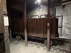 -暴风岛沉浸式体验馆(百联世纪店)