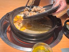 -一朵菌·野生菌探索家火锅(南亚店)