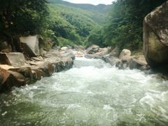 -虎啸峡漂流