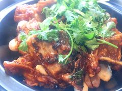 生嗜鱼头煲-ZEN采蝶轩·粤味臻鲜·手作点心·商务宴请(泰州店)
