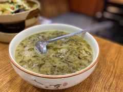 酸菜豆瓣汤-盐与味葱葱鲫鱼•自贡菜江湖菜(春熙店)