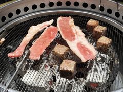 -何发发和牛烧肉·鳗鱼榴莲放题自助(乐峰广场店)