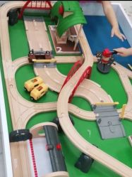 -kidsland(颐堤港店)