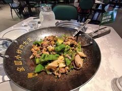 -费大厨辣椒炒肉(黄兴中心广场店)