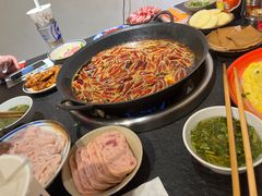 -四小区火锅·巷子里的重庆火锅(花照壁店)