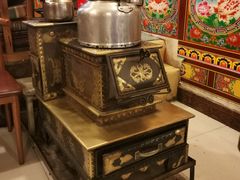 自助取餐区-卡万金特色藏餐