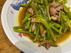 黄花菜炒肉丝-陈先进鱼馆·夜宵·地道农家菜(湖墅南路店)