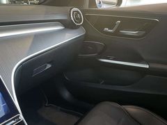 -宁波之星奔驰4S店(海曙店)