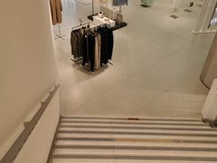 -ZARA(大上海时代广场店)