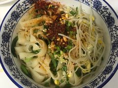 油泼刀削面-西安特色面馆(吉兆营店)
