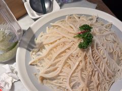 -尚尚仙·酸汤猪手·猪肚鸡火锅(华联万柳购物中心店)