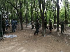 -亲兄弟真人CS团建拓展基地