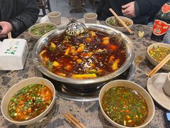-肖肖酸萝卜鱼火锅(总店)