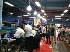 -渔人湾码头海鲜市场负二楼