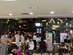 等位区-绿茶餐厅(乐峰广场店)