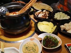 -尚品小土屋涮毛肚(李沧万达店)
