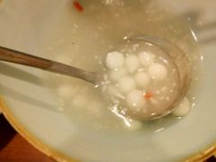 酒酿小圆子-川流不息·地道川菜·小龙虾(新松江路店)