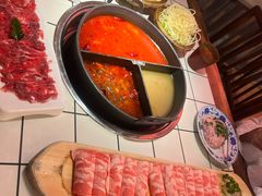-热火朝天鲜切牛肉火锅(南强街巷店)